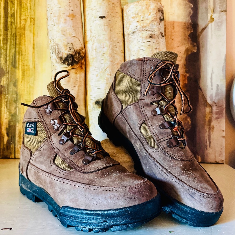 Danner All Weather Women’s Boots  8.5